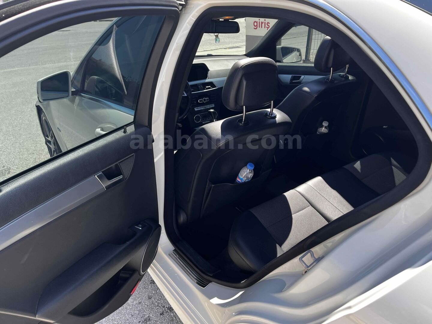 Sahibinden Mercedes - Benz C 180 BlueEFFICIENCY AMG 2012 Model Konya 234.850 km Beyaz 5