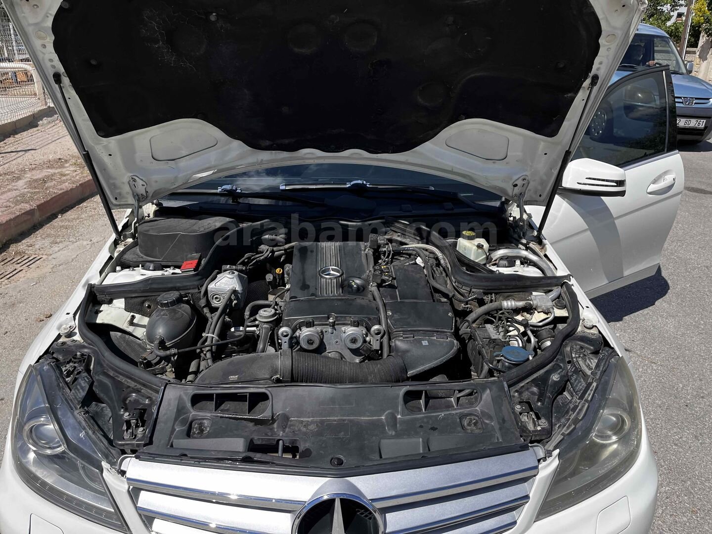 Sahibinden Mercedes - Benz C 180 BlueEFFICIENCY AMG 2012 Model Konya 234.850 km Beyaz 2
