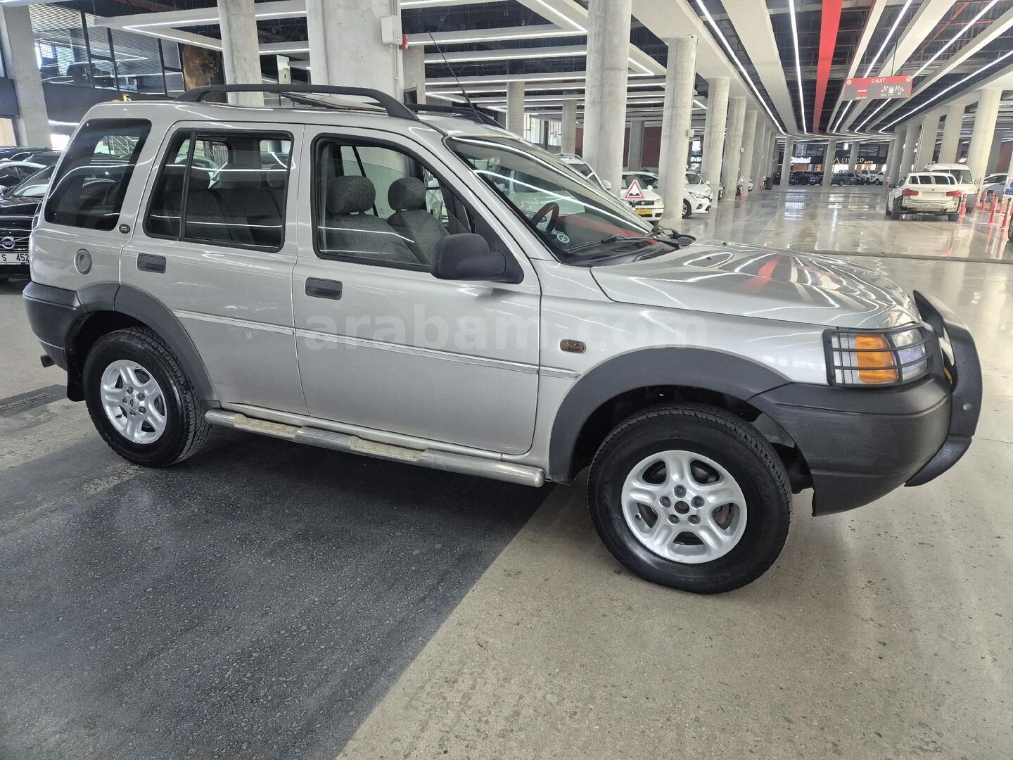 Galeriden Land Rover Freelander 2.0 di 2000 Model Ankara 173.000 km Bej 7