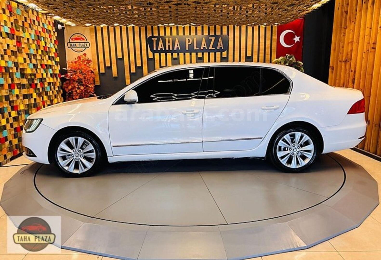 Galeriden Skoda SuperB 1.6 TDI Elegance 2013 Model Gaziantep 226.000 km Beyaz 2
