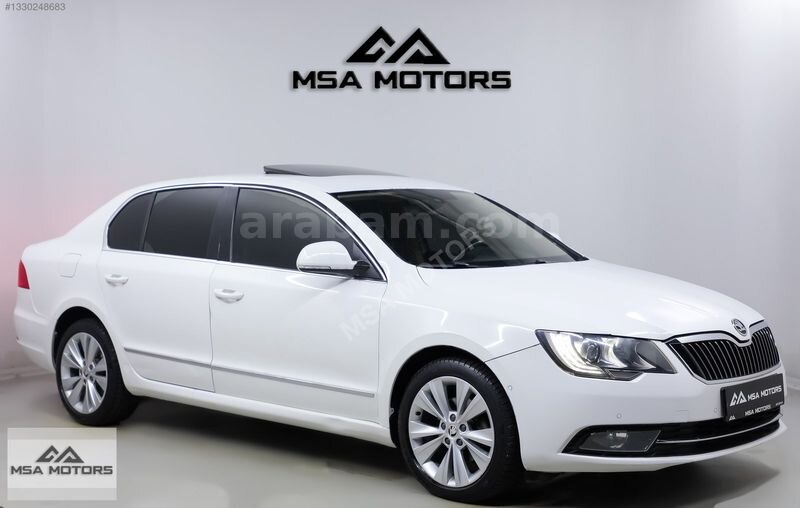 Galeriden Skoda SuperB 1.6 TDI Elegance 2013 Model İstanbul 135.000 km Beyaz