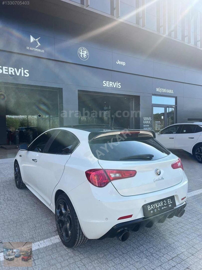 Galeriden Alfa Romeo Giulietta 1.4 TB MultiAir Distinctive 2015 Model Bursa 100.000 km Beyaz 6