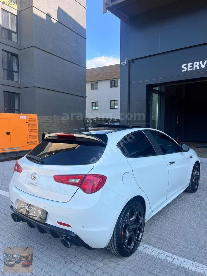 Galeriden Alfa Romeo Giulietta 1.4 TB MultiAir Distinctive 2015 Model Bursa 100.000 km Beyaz 5