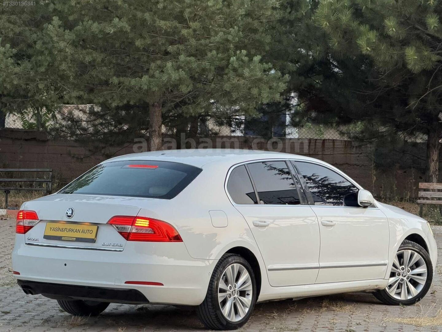 Galeriden Skoda SuperB 1.6 TDI Elegance 2015 Model Kırıkkale 188.000 km Beyaz 4