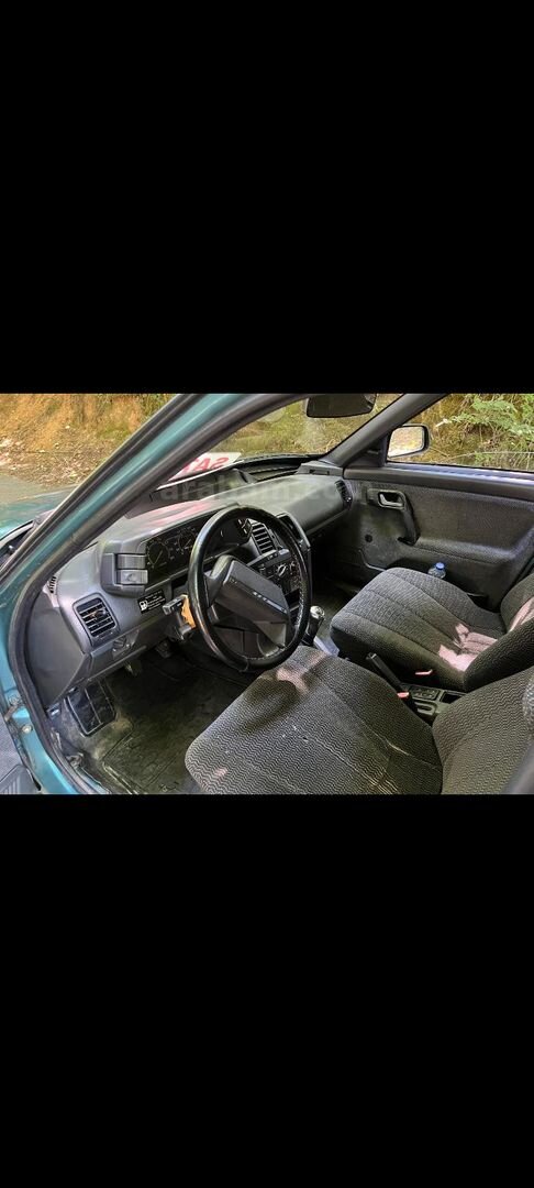Sahibinden Lada Vega 1.5 2000 Model İstanbul 180.000 km Turkuaz 4
