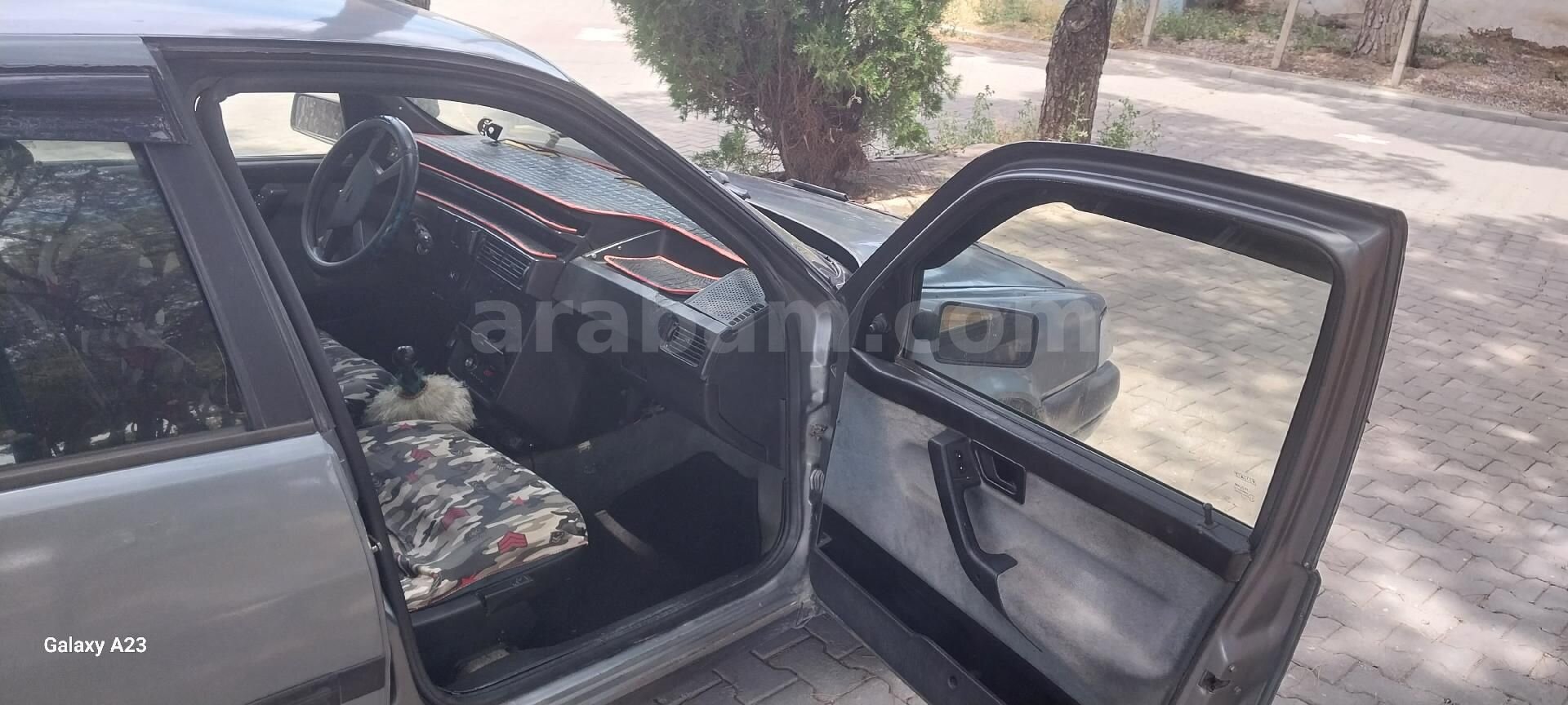 Sahibinden Fiat Tempra 1.6 SX 1991 Model Manisa 181.000 km Gri 6