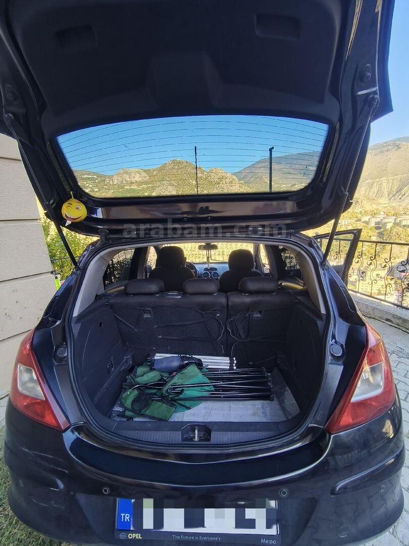 Sahibinden Opel Corsa 1.2 Twinport Enjoy 2011 Model Artvin 139.000 km Siyah 4