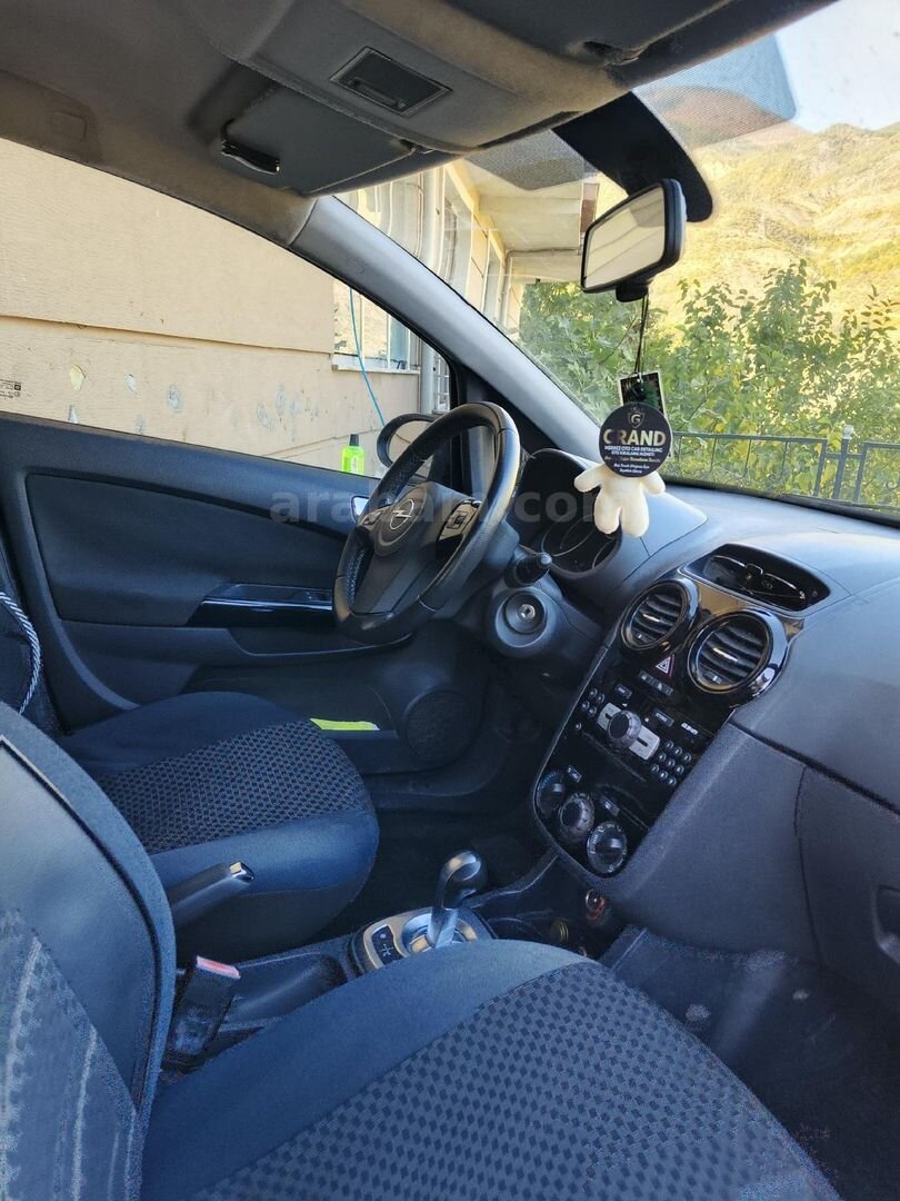Sahibinden Opel Corsa 1.2 Twinport Enjoy 2011 Model Artvin 139.000 km Siyah 6