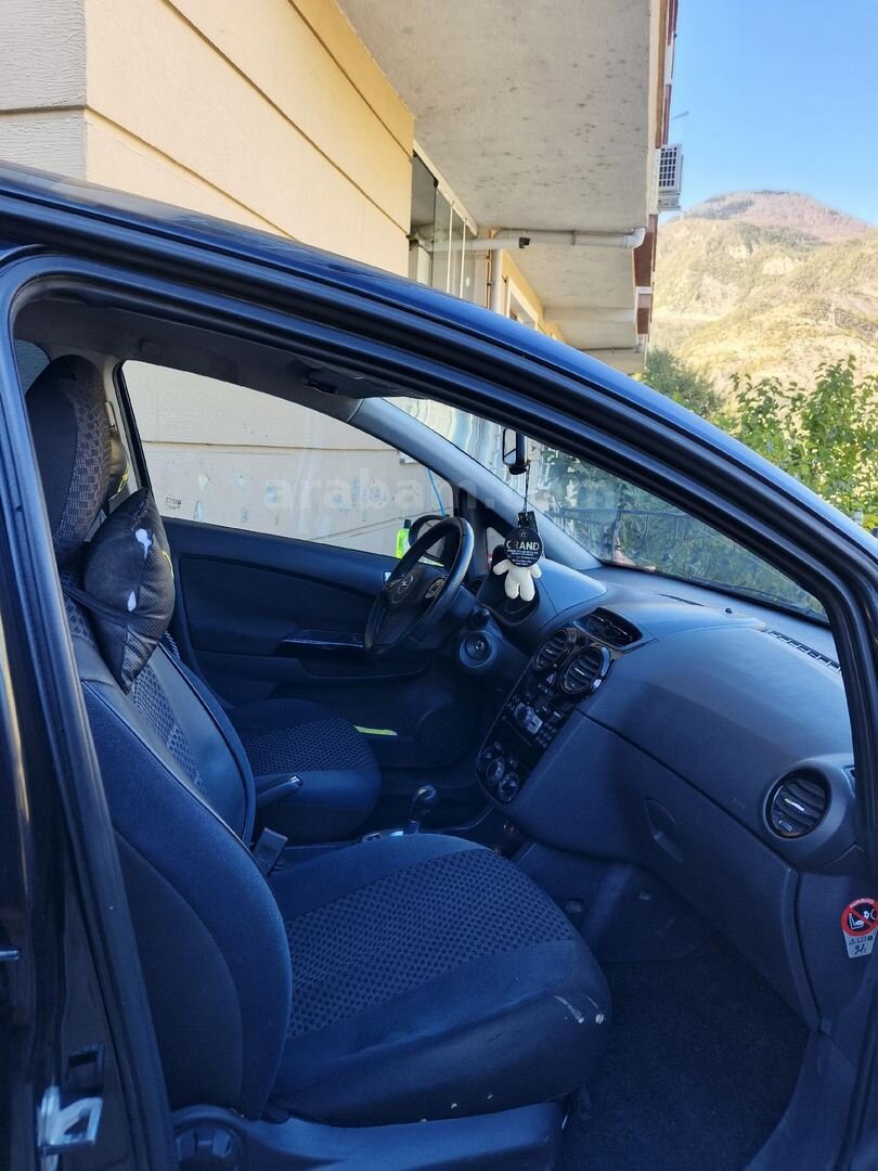 Sahibinden Opel Corsa 1.2 Twinport Enjoy 2011 Model Artvin 139.000 km Siyah 5