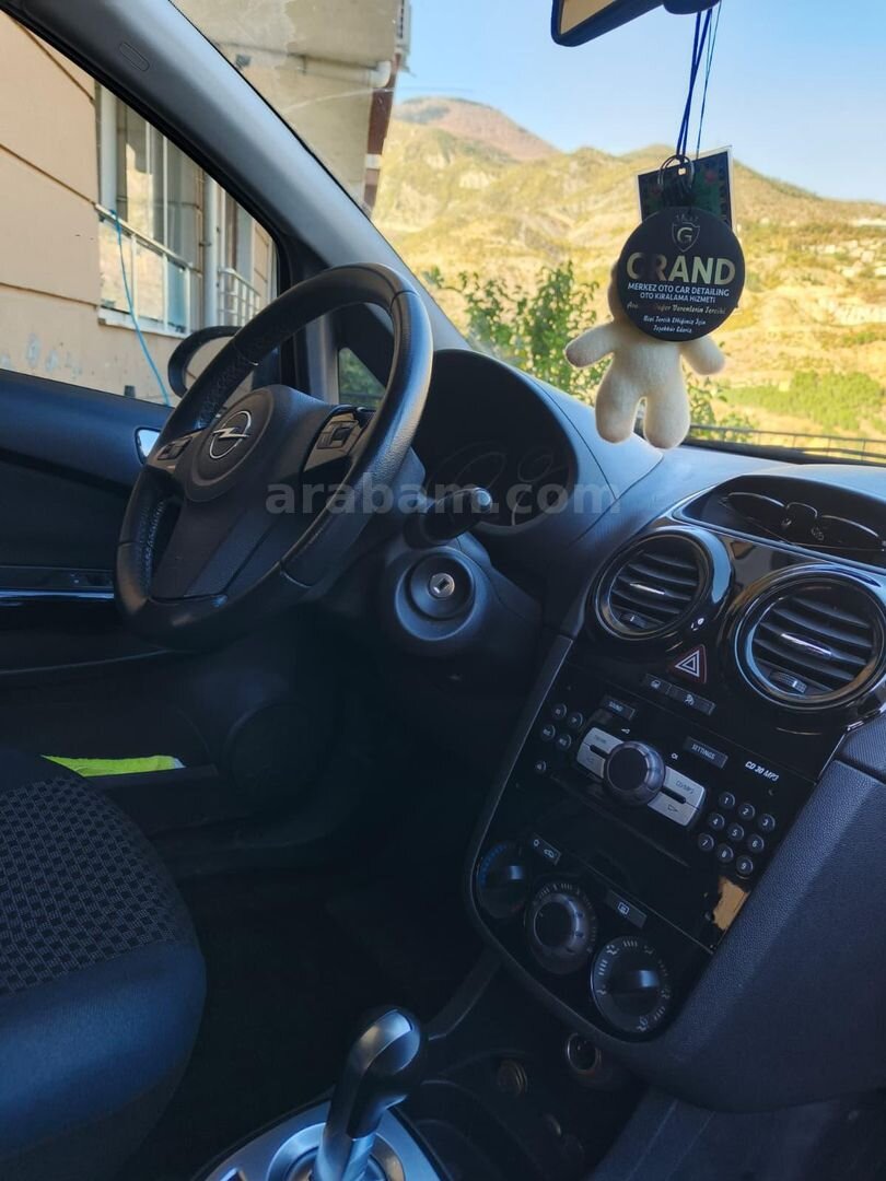 Sahibinden Opel Corsa 1.2 Twinport Enjoy 2011 Model Artvin 139.000 km Siyah 7