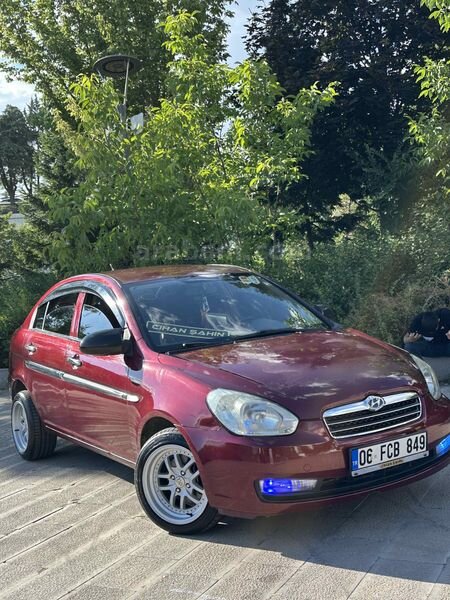 Sahibinden Hyundai Accent Era 1.5 CRDi-VGT Start 2008 Model Ankara 326.000 km Bordo
