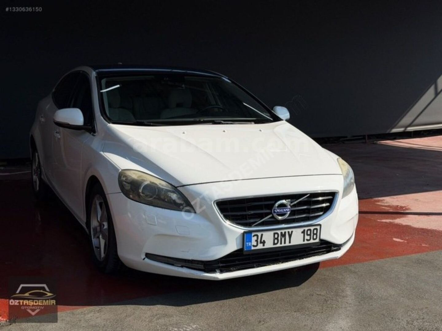 Galeriden Volvo V40 1.6 D Premium 2013 Model İstanbul 227.997 km Beyaz 2