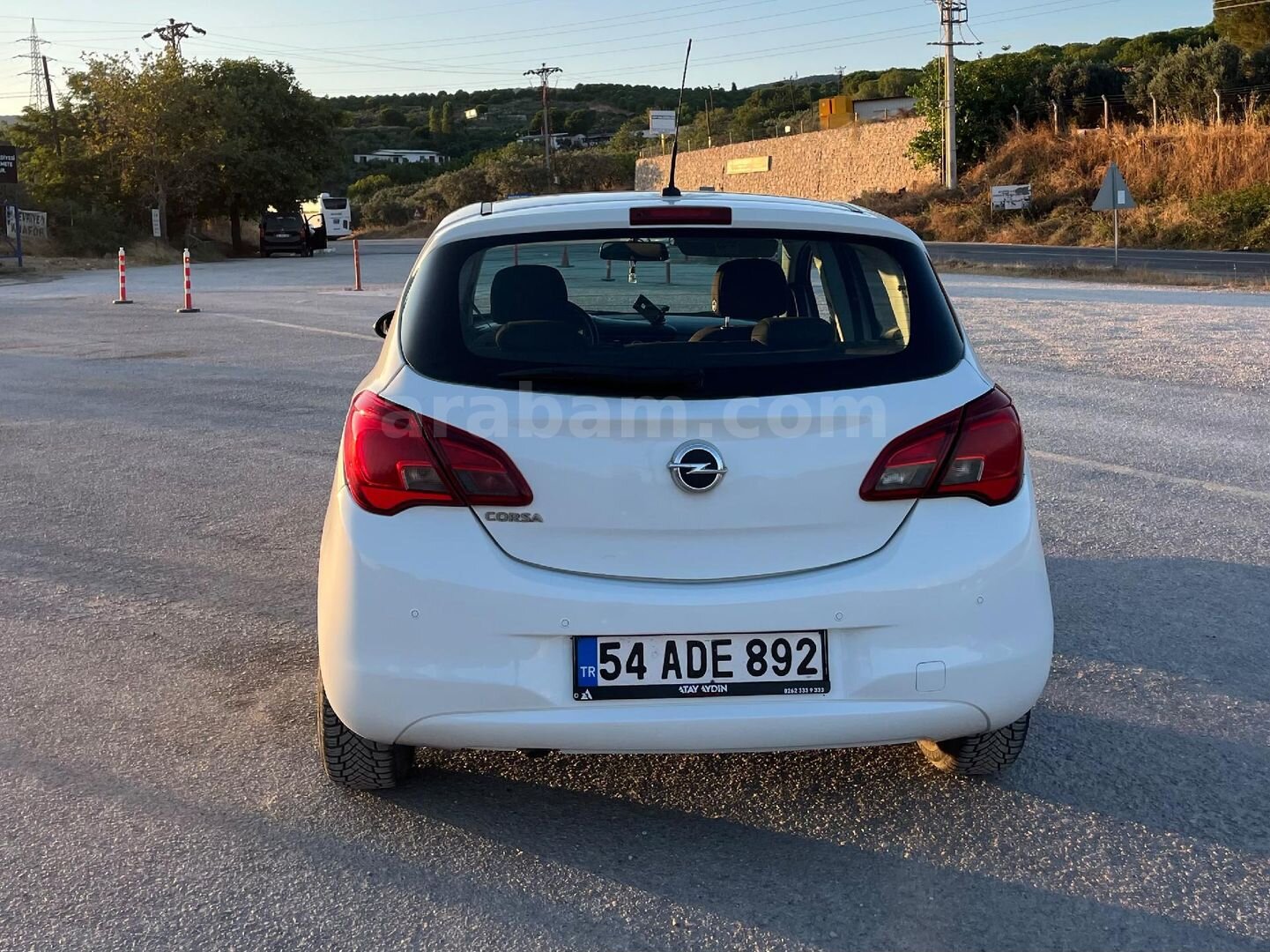 Sahibinden Opel Corsa 1.2 Essentia 2015 Model Balıkesir 115.000 km Beyaz 3