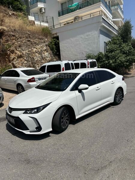 Sahibinden Toyota Corolla 1.6 Vision 2019 Model Antalya 87.000 km Beyaz
