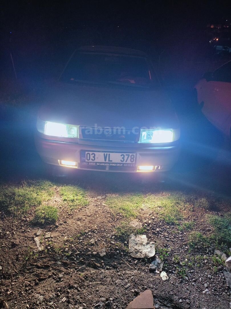 Sahibinden Lada Vega 1.5 2000 Model Ankara 297.000 km Gri (metalik) 7