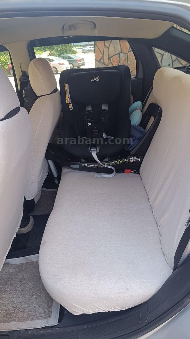 Sahibinden Fiat Linea 1.6 Multijet Emotion Plus 2012 Model Bingöl 214.500 km Gri (metalik) 7