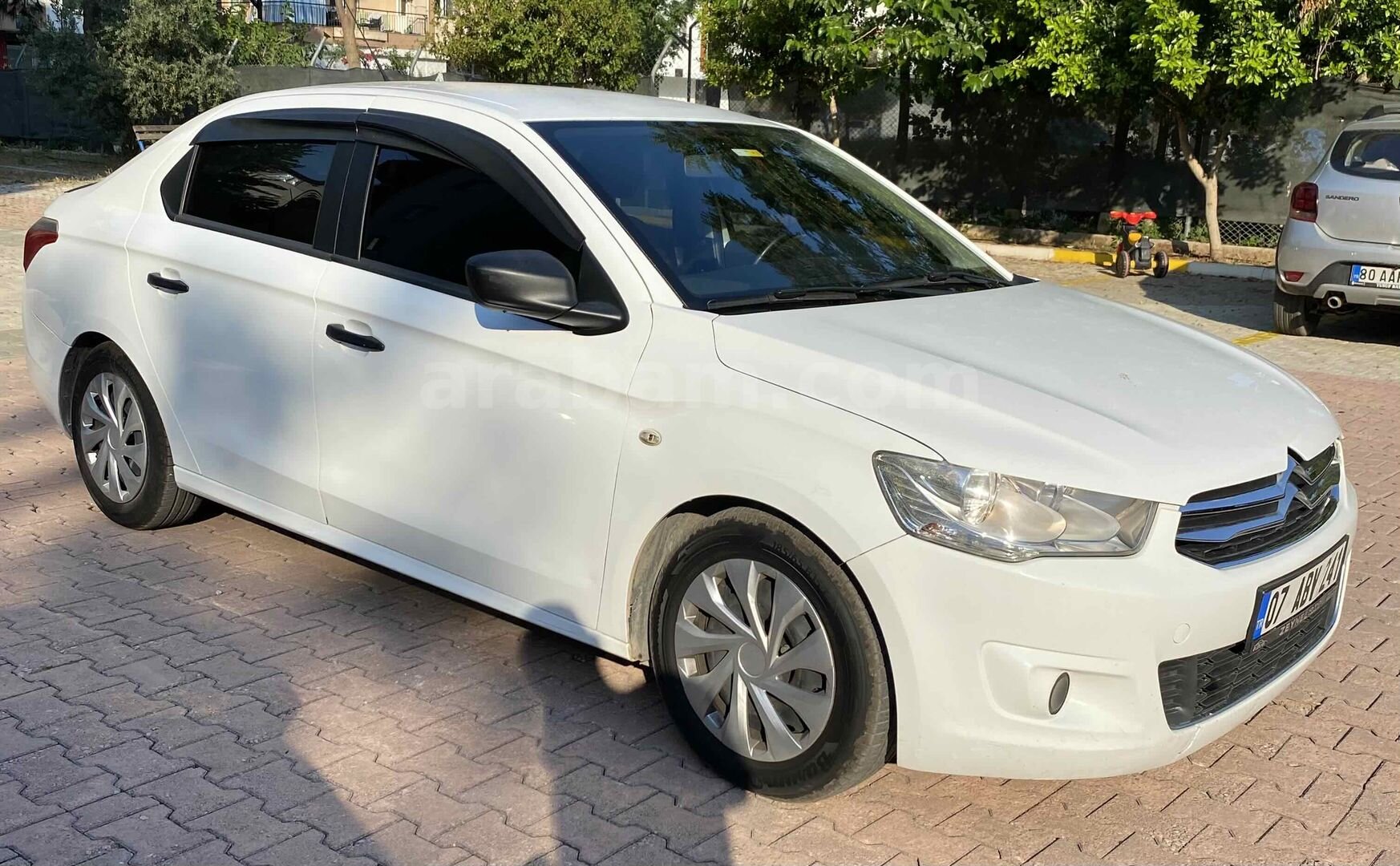 Sahibinden Citroen C-Elysée 1.6 HDi Exclusive 2016 Model Antalya 256.000 km Beyaz 1