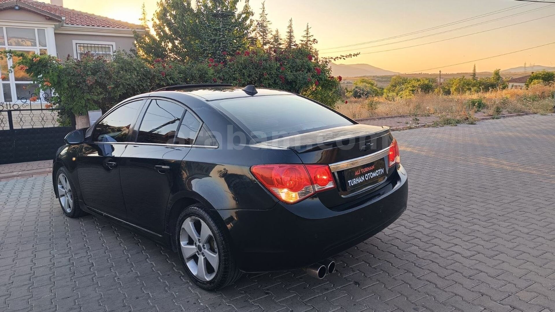 Galeriden Chevrolet Cruze 1.6 LS Plus 2010 Model Kırşehir 255.000 km Siyah 4
