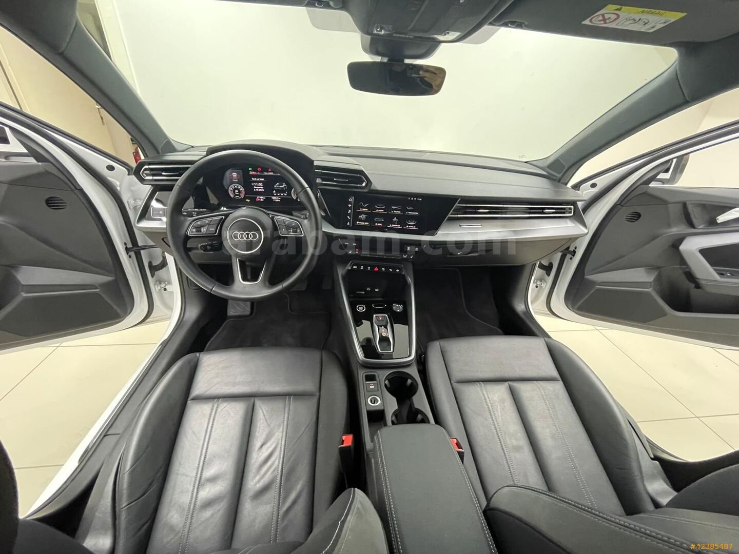 Galeriden Audi A3 Sedan 35 TFSI Advanced 2024 Model İstanbul 28.000 km Beyaz 7