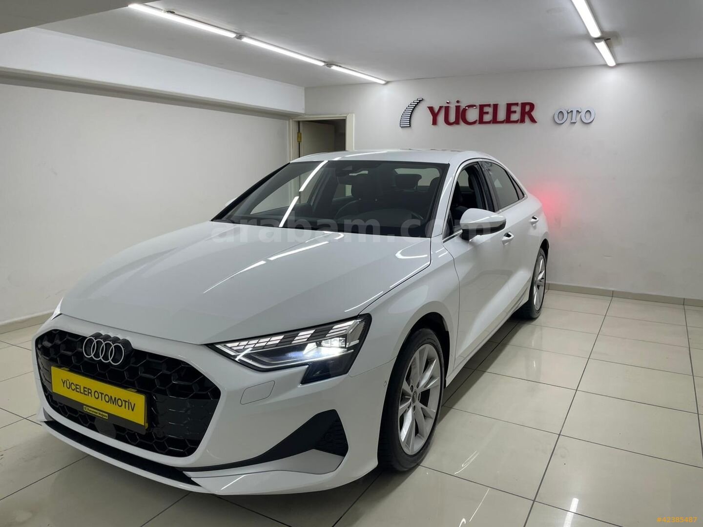 Galeriden Audi A3 Sedan 35 TFSI Advanced 2024 Model İstanbul 28.000 km Beyaz 3