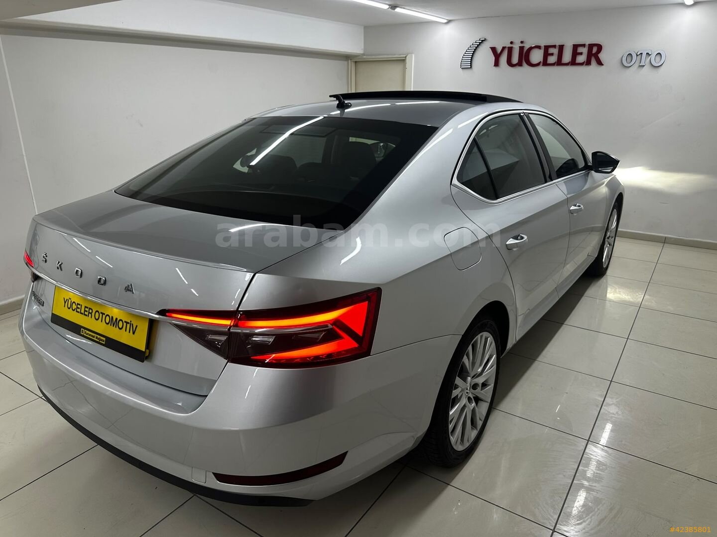 Galeriden Skoda SuperB 1.5 TSI Prestige 2023 Model İstanbul 68.000 km Gri 6