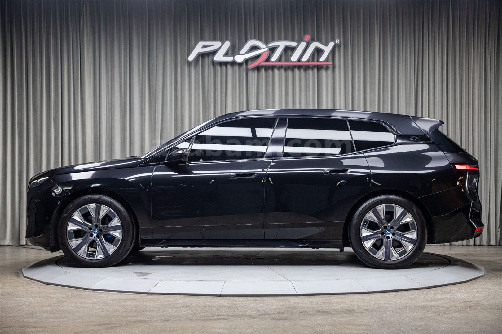 BAYİ 2022 IX 40 XDRIVE PANORAMIK_MASAJ_D.ISITMA_HUD_K.ŞARJ_HTSZ 3