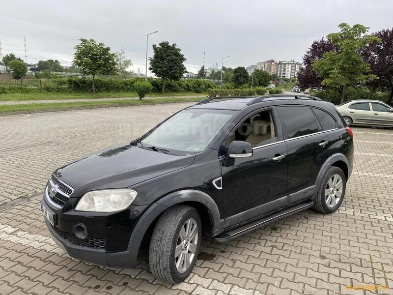 ASLANLAR OTOMOTİVDEN HATASIZ DEĞİŞENSİZ 7 KİŞİLİK 2008 CAPTİVA
