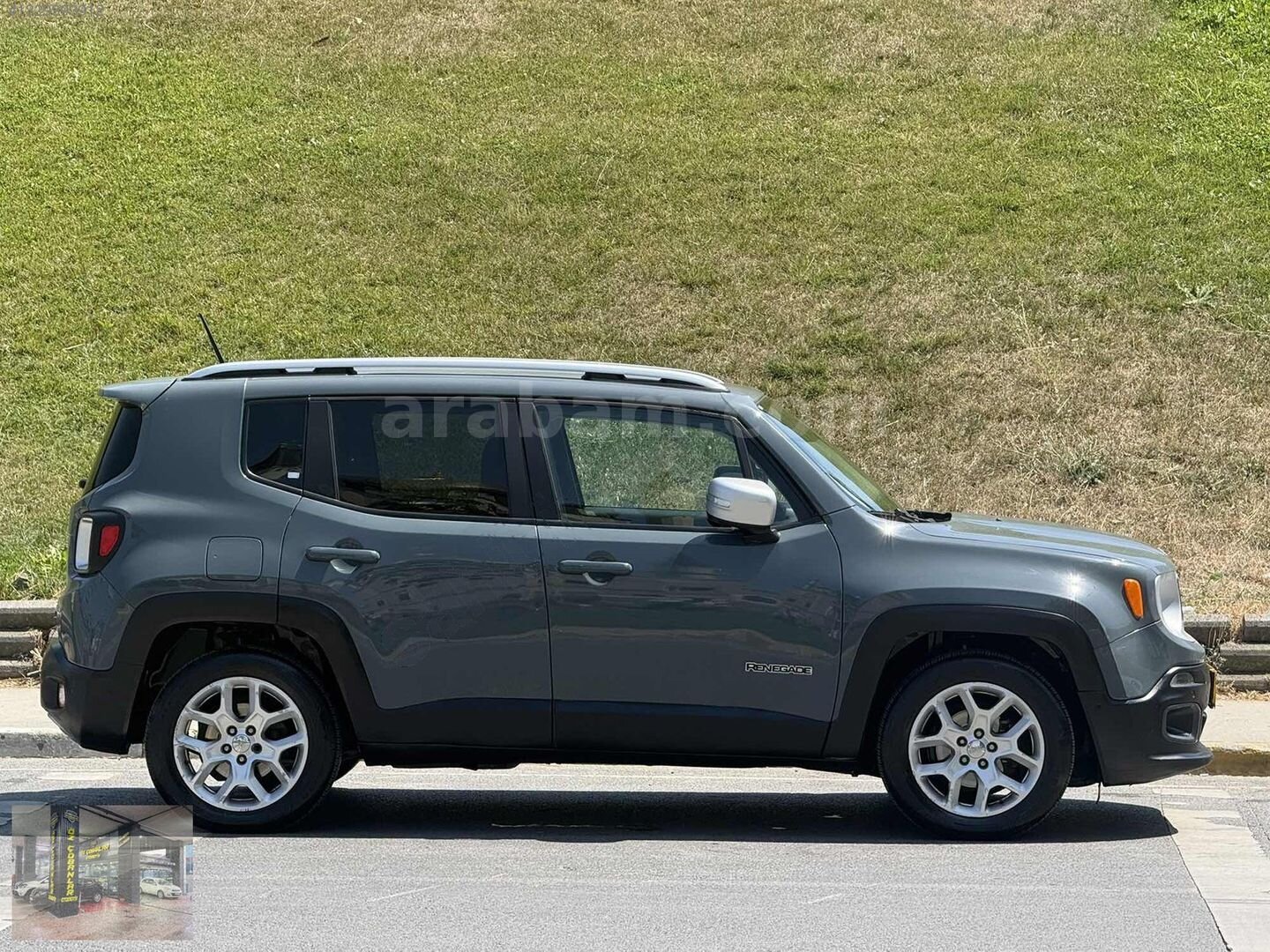 Galeriden Jeep Renegade 1.6 MultiJet Limited 2017 Model İstanbul 160.000 km Füme 5