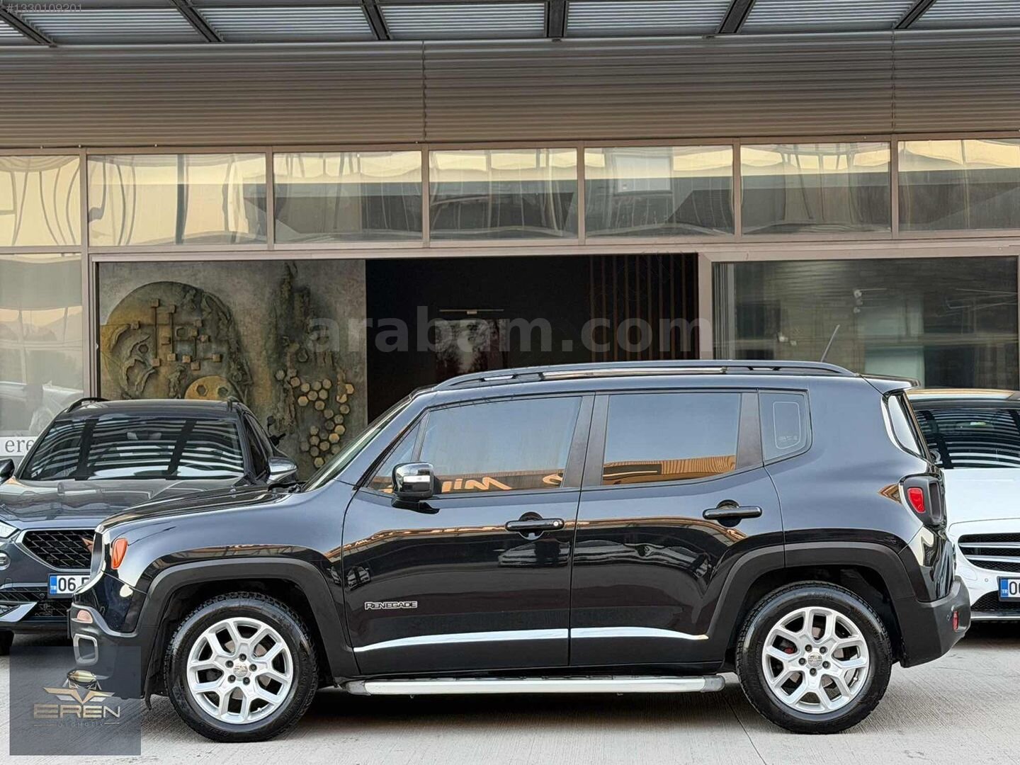 Galeriden Jeep Renegade 1.6 MultiJet Longitude 2017 Model Ankara 221.000 km Siyah 4