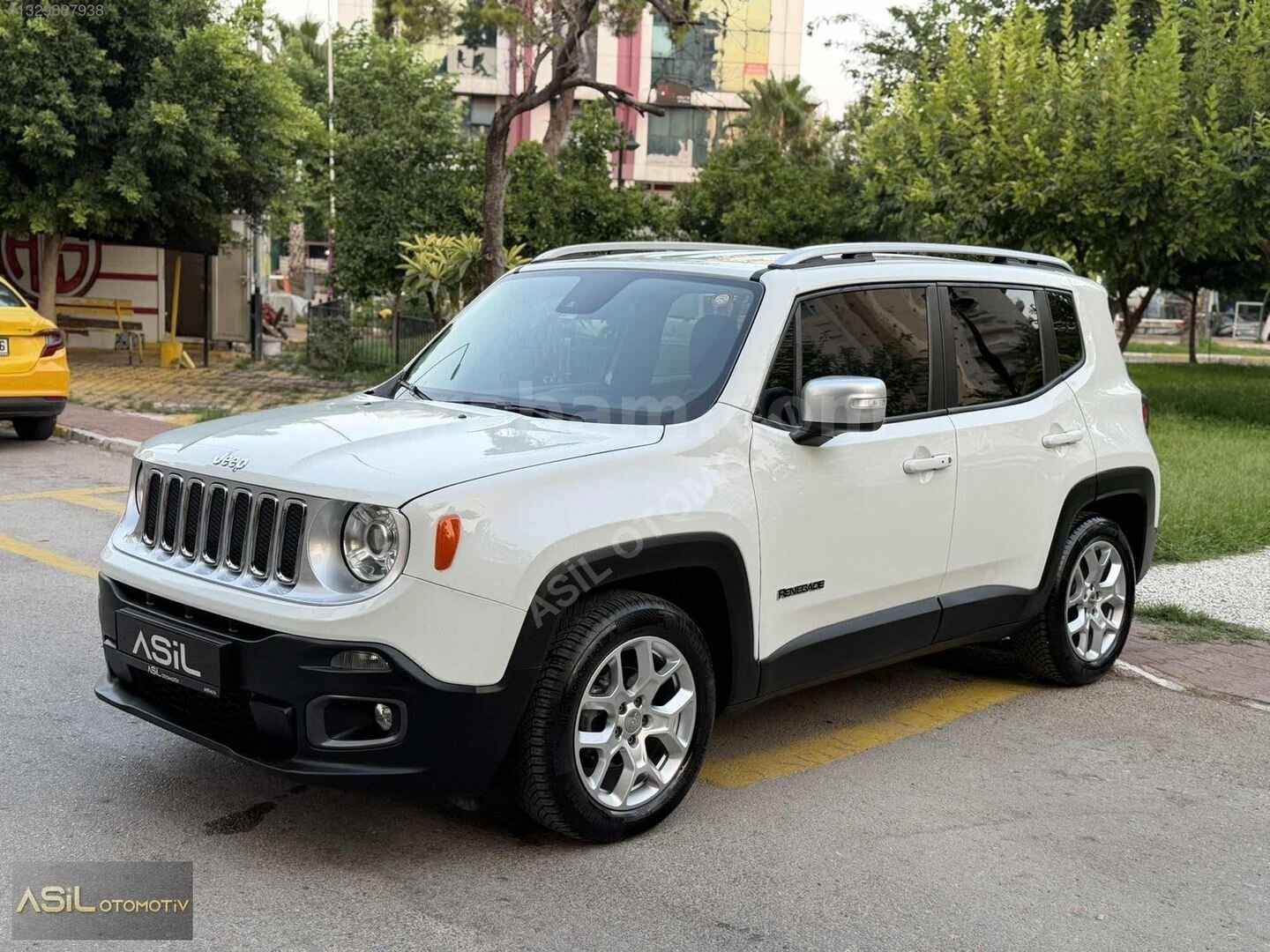 Galeriden Jeep Renegade 1.6 MultiJet Limited 2015 Model Antalya 135.000 km Beyaz 5