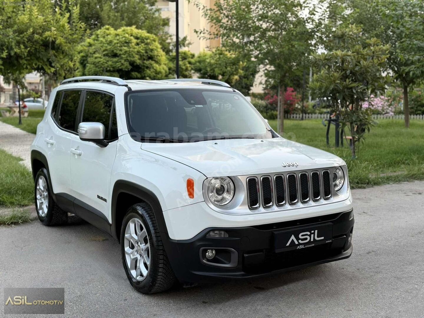 Galeriden Jeep Renegade 1.6 MultiJet Limited 2015 Model Antalya 135.000 km Beyaz 2