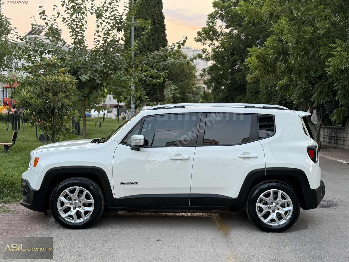 Galeriden Jeep Renegade 1.6 MultiJet Limited 2015 Model Antalya 135.000 km Beyaz 6