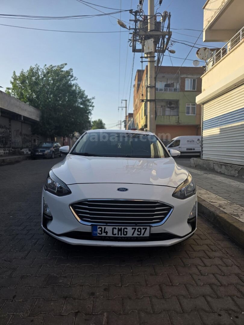 Sahibinden Ford Focus 1.5 TDCi Trend X 2019 Model Diyarbakır 156.100 km Beyaz 1