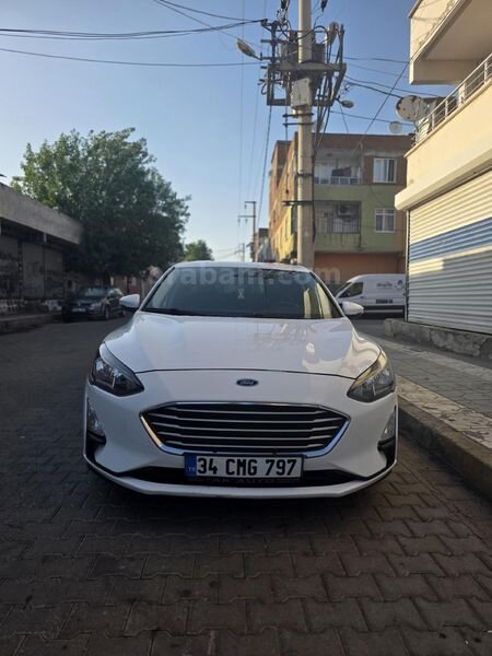 Sahibinden Ford Focus 1.5 TDCi Trend X 2019 Model Diyarbakır 156.100 km Beyaz