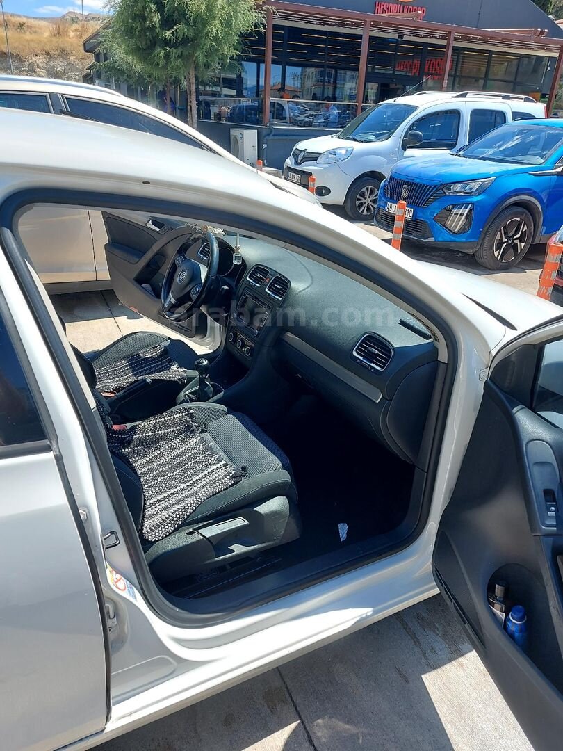 Sahibinden Volkswagen Golf 1.4 TSi Trendline 2012 Model Burdur 149.500 km Beyaz 4