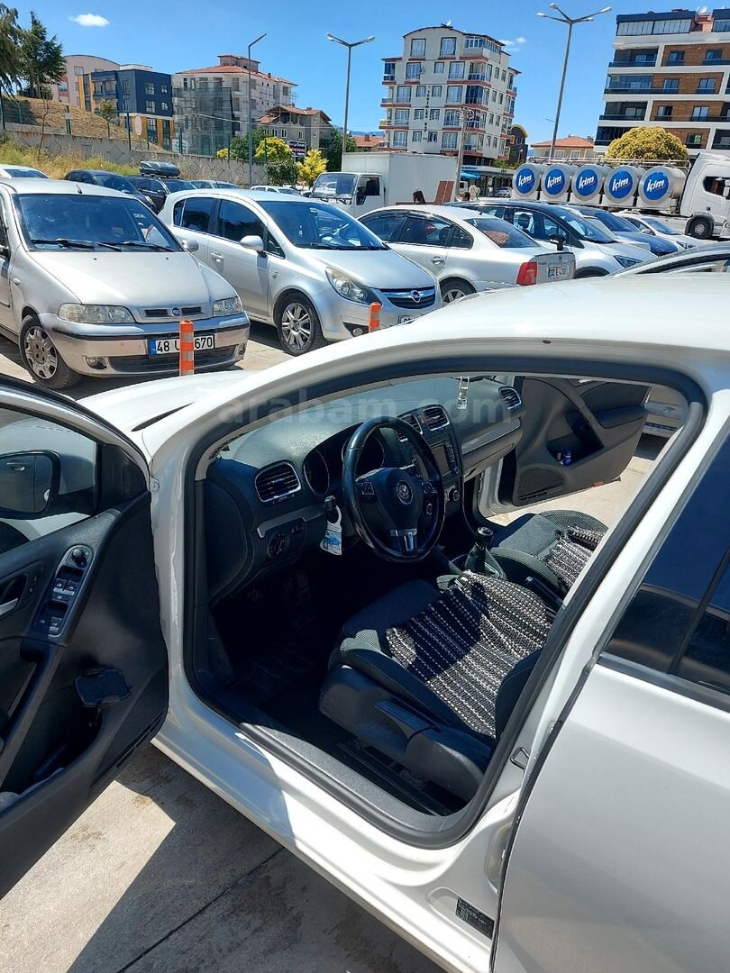 Sahibinden Volkswagen Golf 1.4 TSi Trendline 2012 Model Burdur 149.500 km Beyaz 5