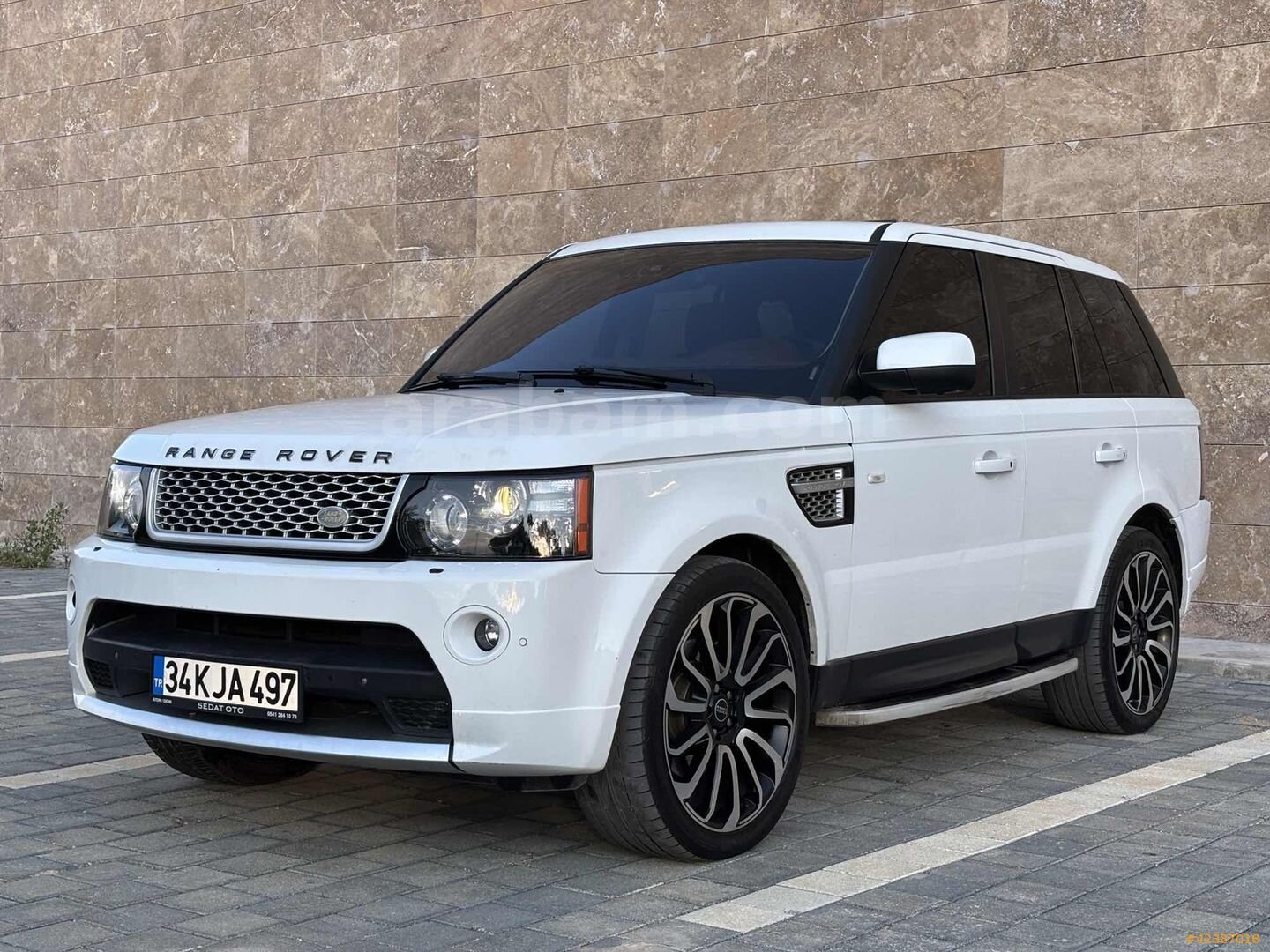 Galeriden Land Rover Range Sport 3.0 SDV6 Premium HSE 2012 Model Aydın 340.000 km Beyaz 3