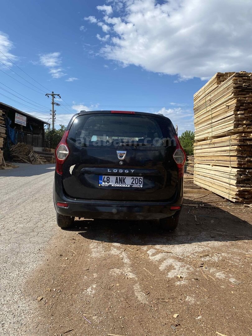Sahibinden Dacia Lodgy 1.5 dCi Stepway 2016 Model Manisa 238.800 km Siyah 3