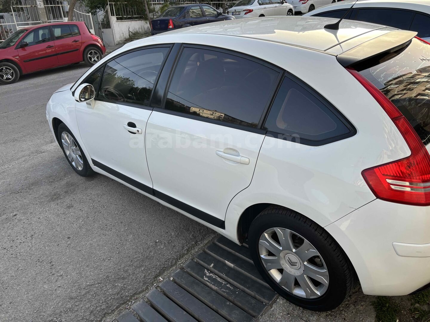Sahibinden Citroen C4 1.6 HDi SX PK 2009 Model İzmir 227.500 km Beyaz 3