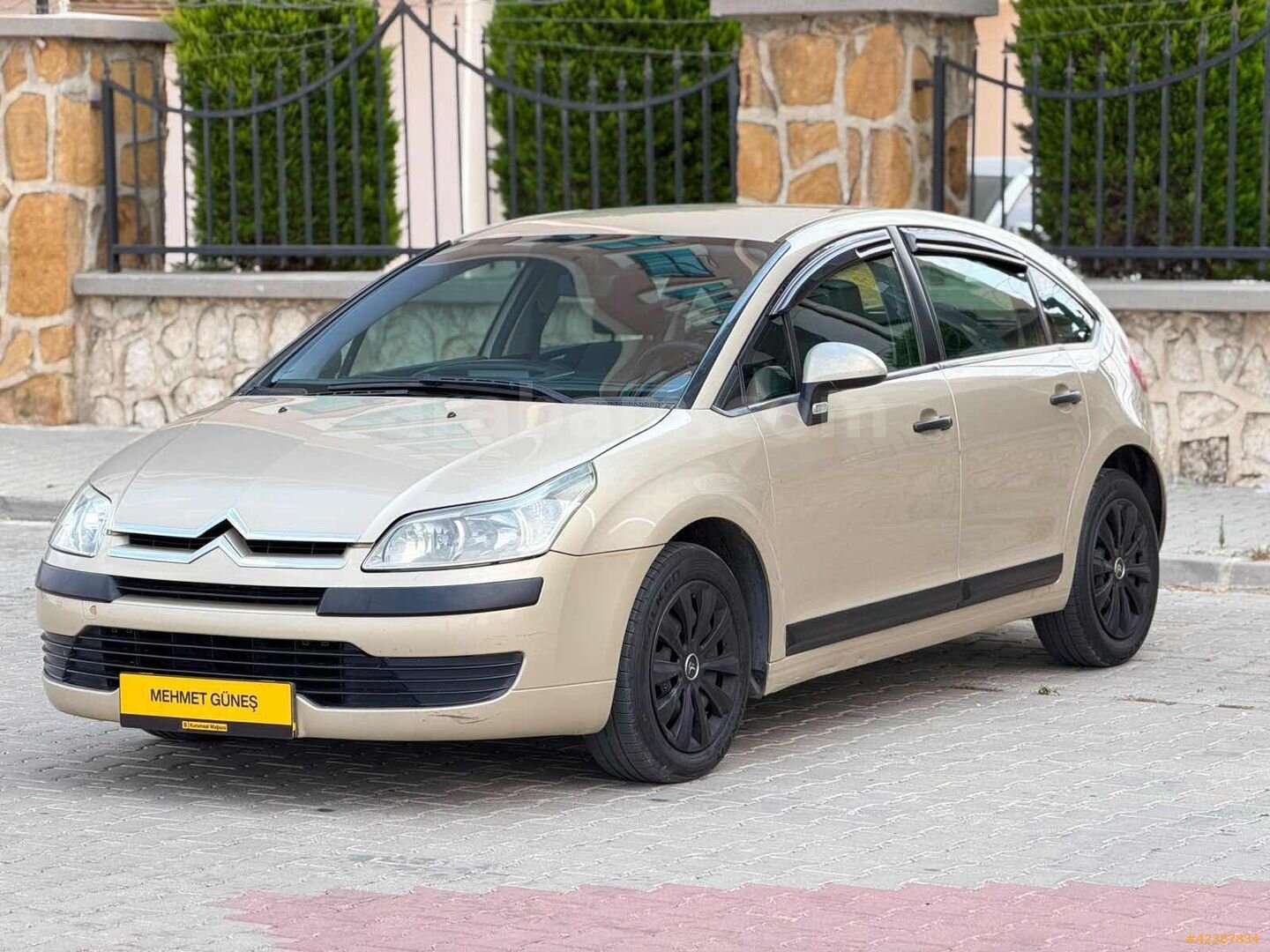 Galeriden Citroen C4 1.4 SX 2007 Model Mersin 246.000 km Şampanya 3