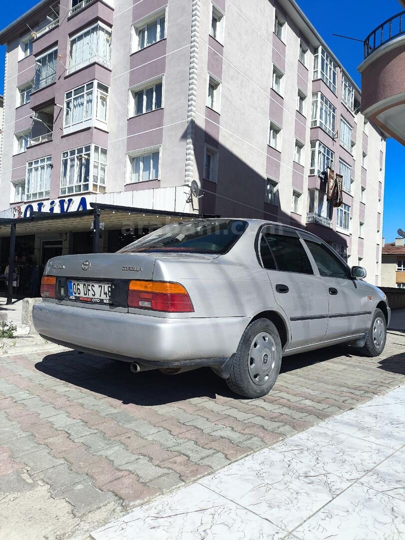 Sahibinden Toyota Corolla 1.3 XL 1997 Model Ankara 250.000 km Gri (Gümüş) 6