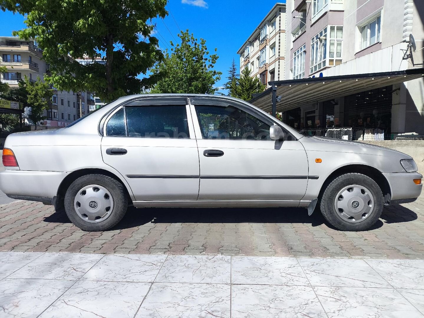 Sahibinden Toyota Corolla 1.3 XL 1997 Model Ankara 250.000 km Gri (Gümüş) 7