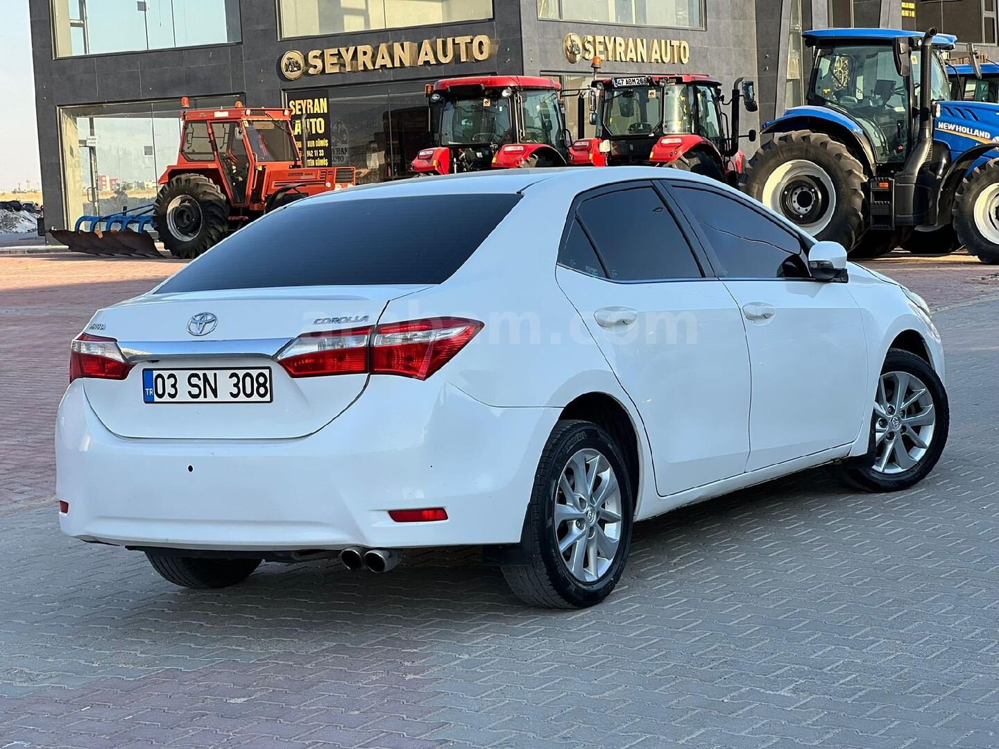 Sahibinden Toyota Corolla 1.4 D-4D Advance 2016 Model Mardin 200.000 km Beyaz 4
