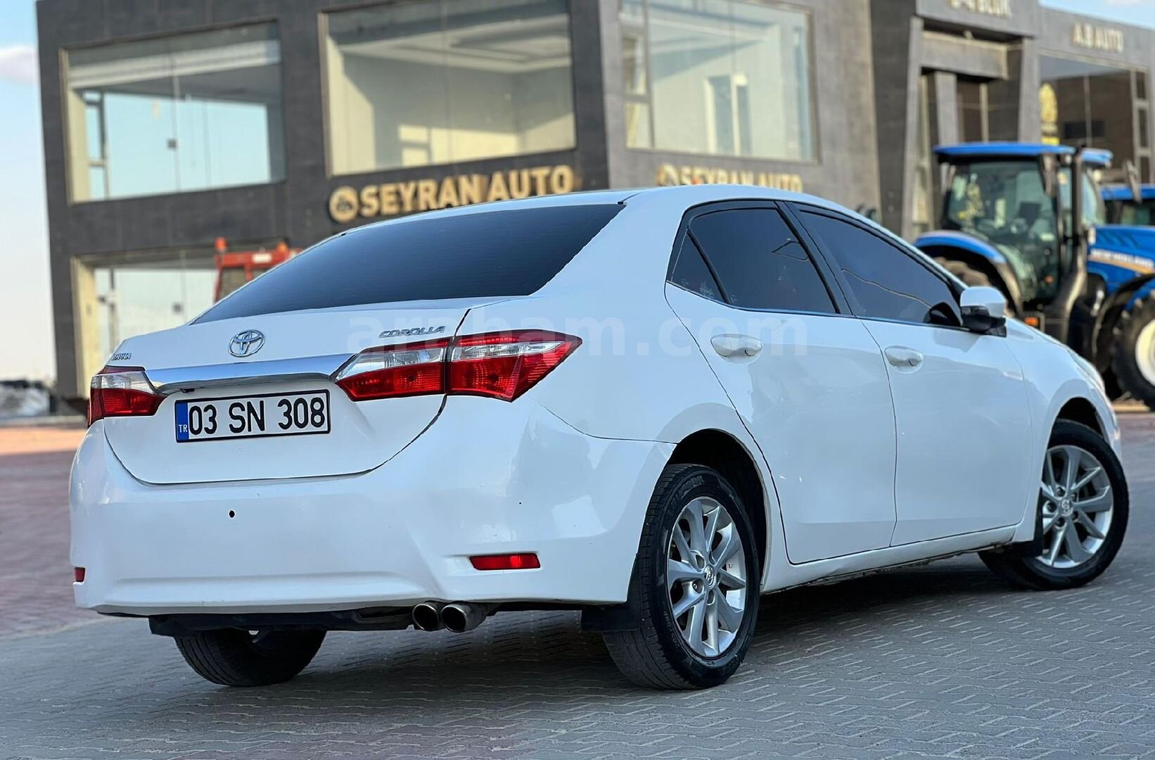 Sahibinden Toyota Corolla 1.4 D-4D Advance 2016 Model Mardin 200.000 km Beyaz 3