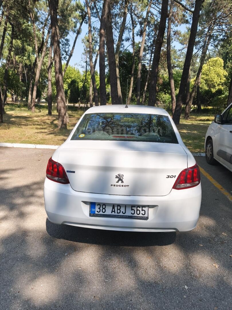 Sahibinden Peugeot 301 1.2 PureTech Access 2018 Model Kocaeli 69.000 km Beyaz 4