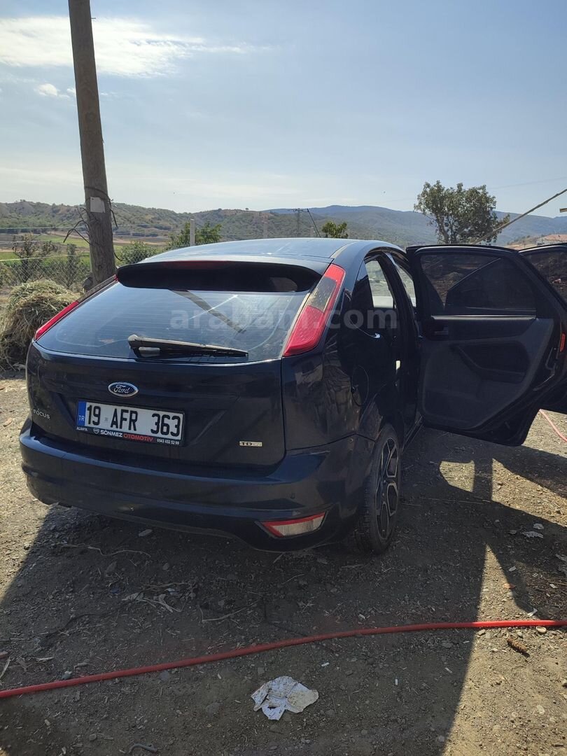 Sahibinden Ford Focus 1.6 TDCi Collection 2011 Model Çorum 275.000 km Siyah 2