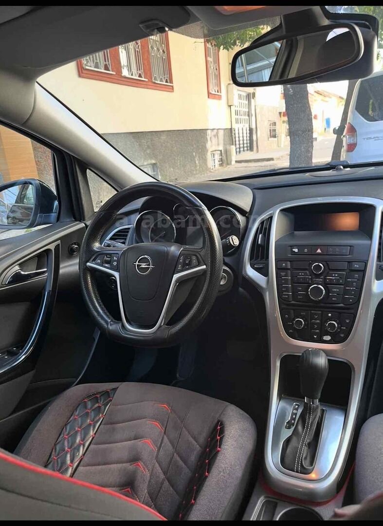 Sahibinden Opel Astra 1.4 T GTC Sport 2015 Model Bingöl 126.000 km Siyah 7