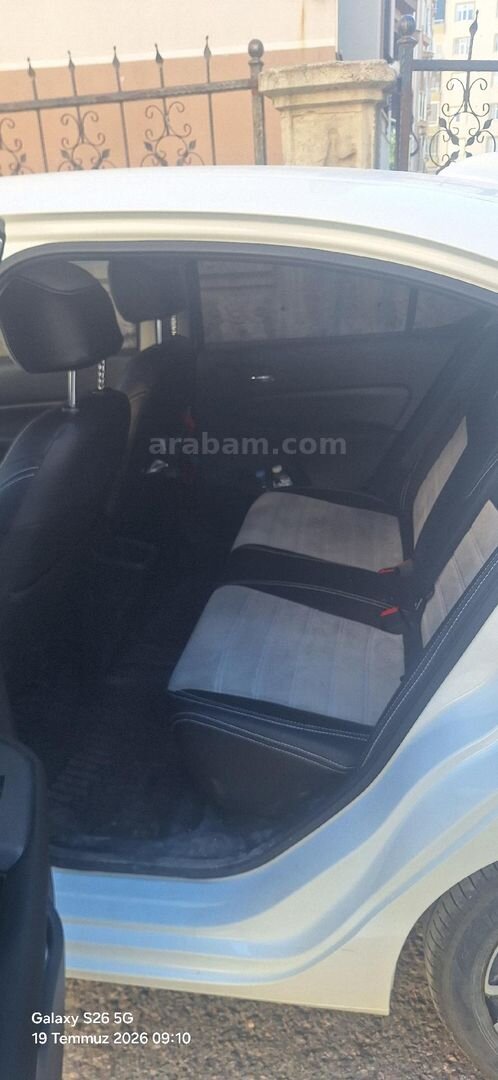Sahibinden Honda City 1.5 i-VTEC Executive 2024 Model Muş 19.580 km Beyaz 4