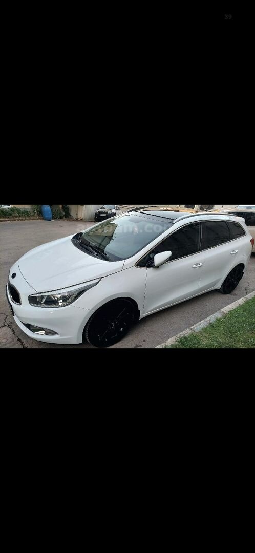 Sahibinden Kia Ceed 1.6 CRDi Concept SW 2013 Model Bursa 219.000 km Beyaz 4