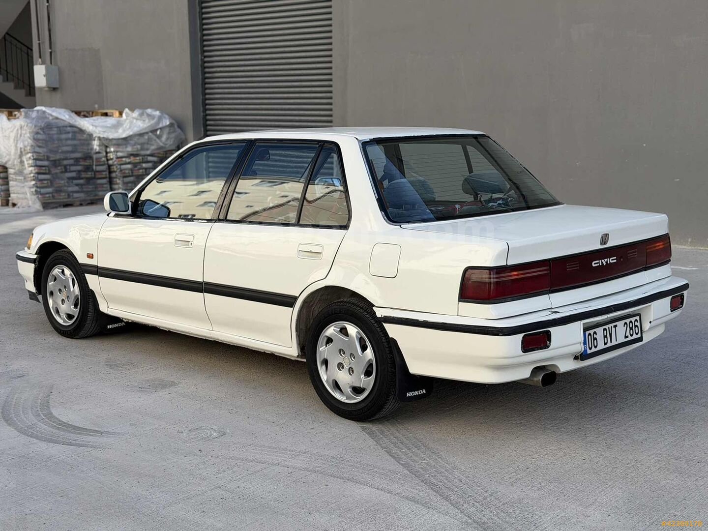 Galeriden Honda Civic 1.4 1.4i 1990 Model Ankara 309.000 km Beyaz 7